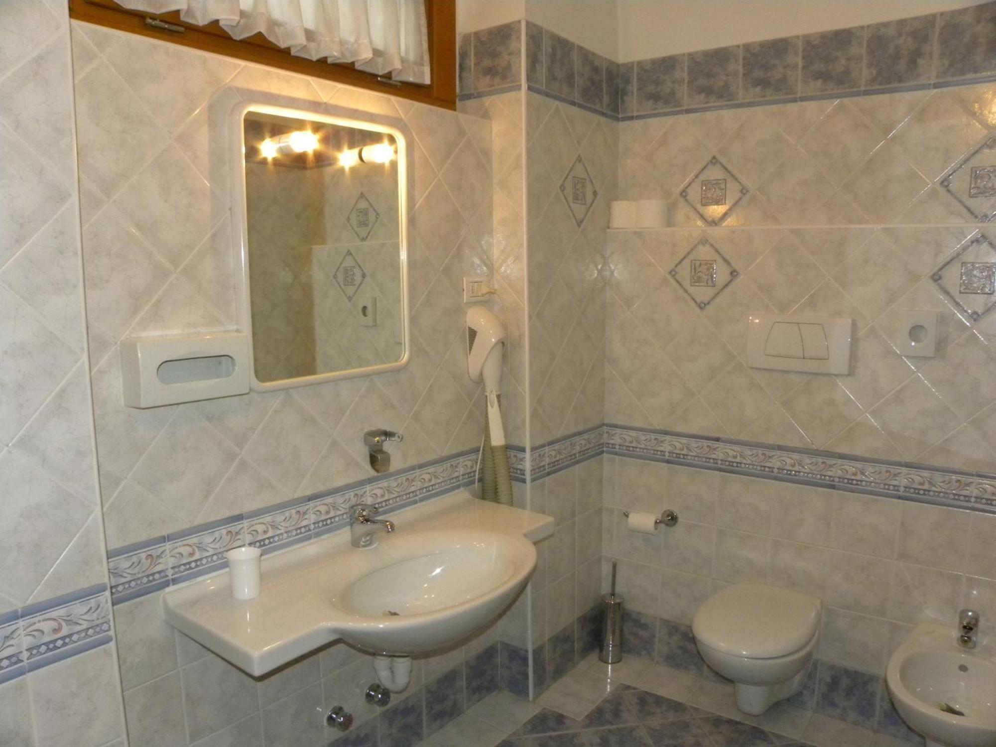 Hotel Cova Pellizzano Esterno foto